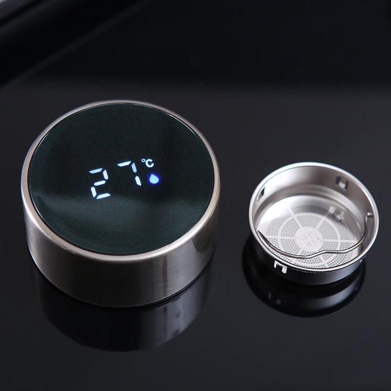 Smart LED Temperature Display Stainless Steel Insulated Tumbler