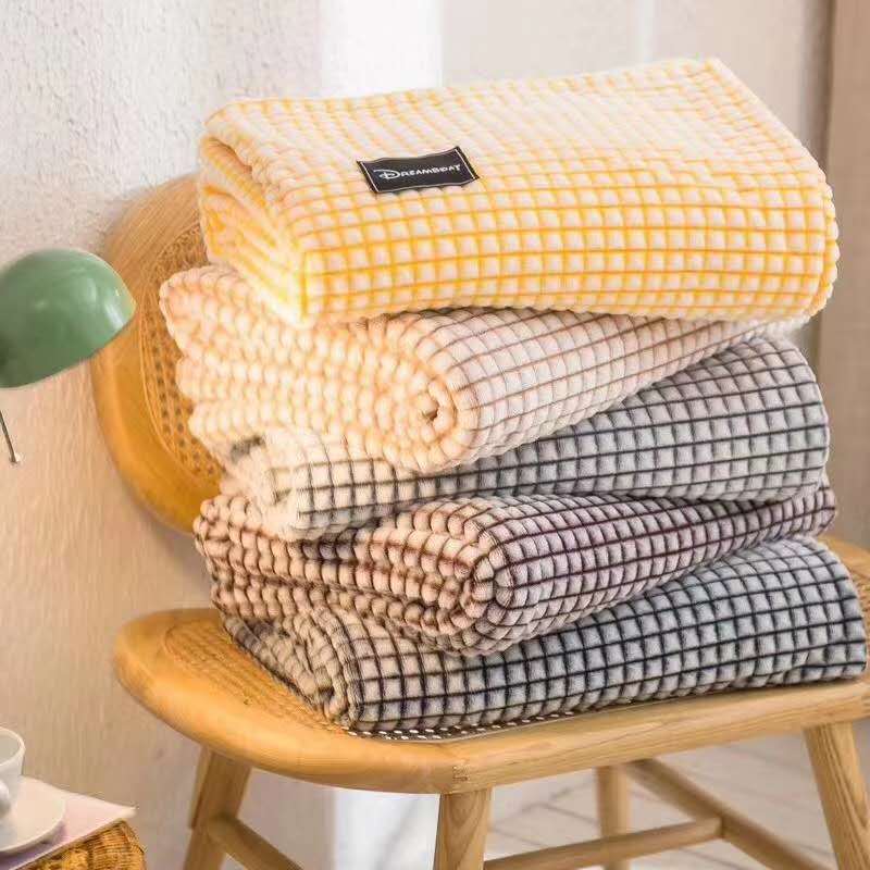 Blanket Three-dimensional Cut Flower Milk Velvet Multi-functional Leisure Blanket Fashion Cover Blanket