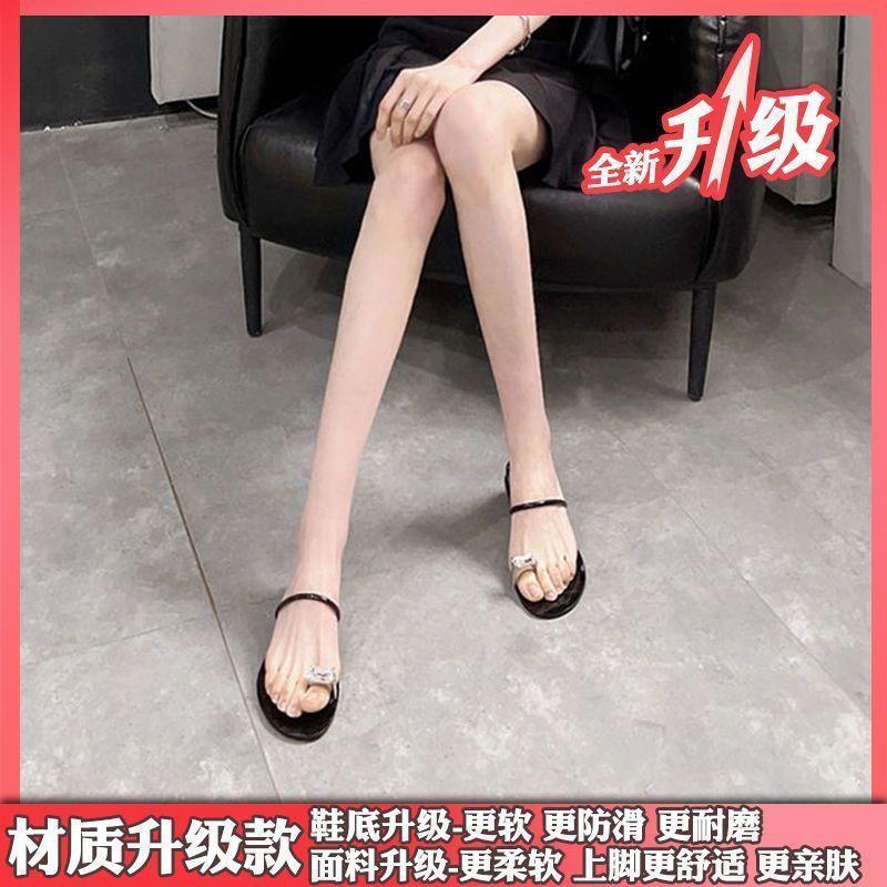 

2025 summer rhinestone pigeon egg toe flat bottom cool slippers women s fashion one word with slope heel beach slippers 40