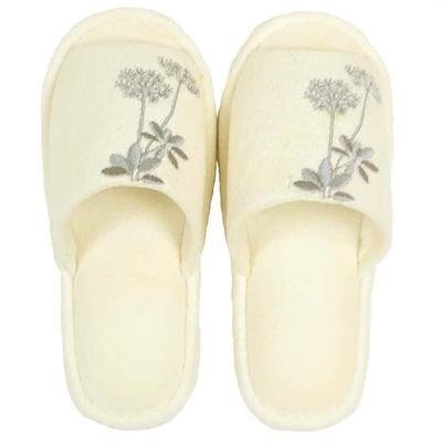 Senko Sarina Ivory One Size Fits All Slippers,