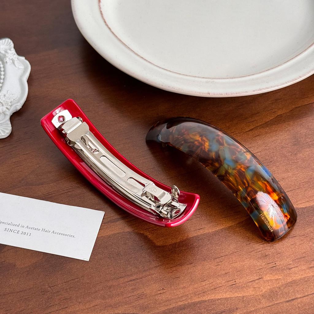 Högkvalitativ hårklämma i koreansk stil för eleganta halvuppsatta frisyrer i olika färger