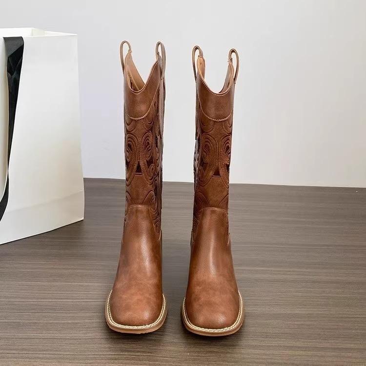 Leather embroidery engraved western cowboy boots women's summer 2025 new medium heel retro knight boots V mouth medium boots women