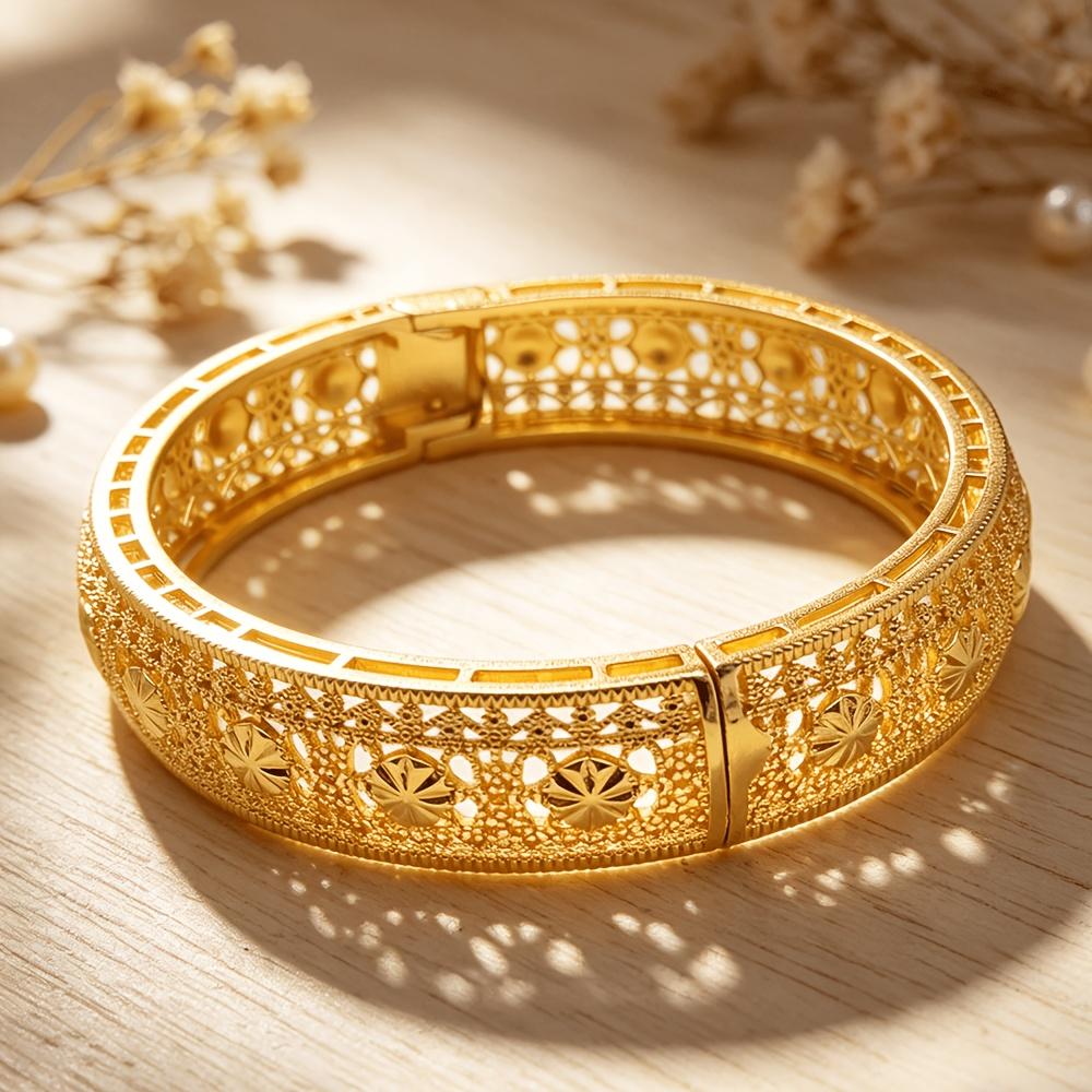 Bohemian Hollow Floral Design Bracelet Gold Zinc Alloy