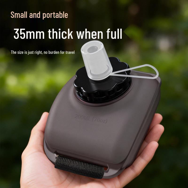 Lightweight Outdoor Running & Cycling Wrist Water Bottle - Convenient & Creative Design