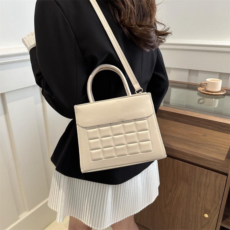 2024 New Simple Casual Shoulder Bag Street Fashion Pu Crossbody Bag Women Korean Fashion Handbag