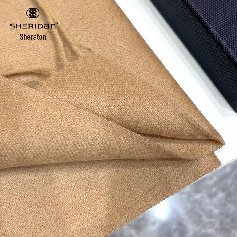 Beneunder Sheraton Gloves and Wool Scarf Gift Set