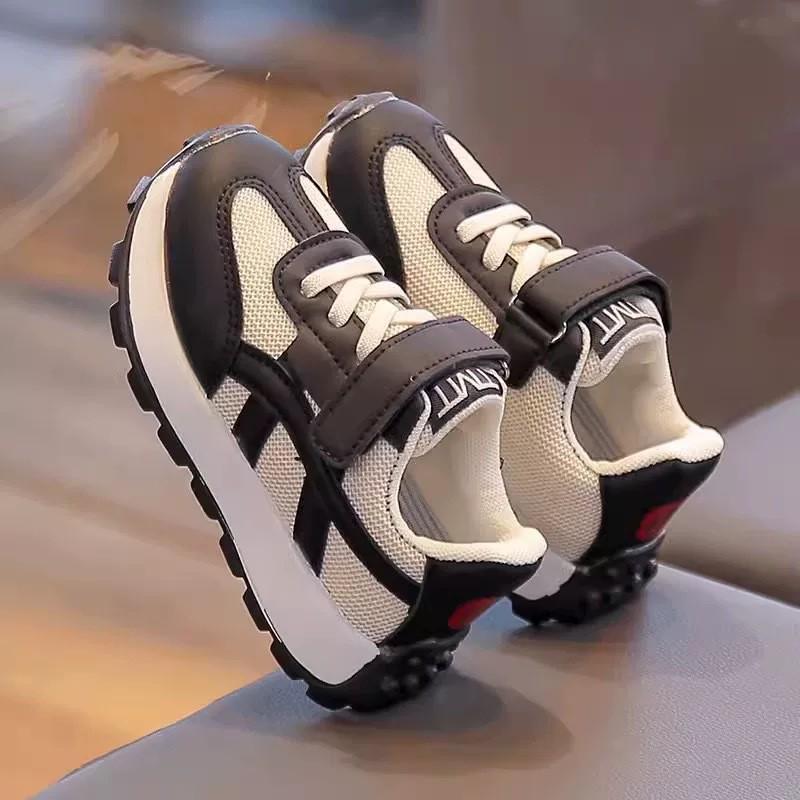 Boys' Winter 2025 Sneakers: New Cotton Velvet Casual Shoes for Children