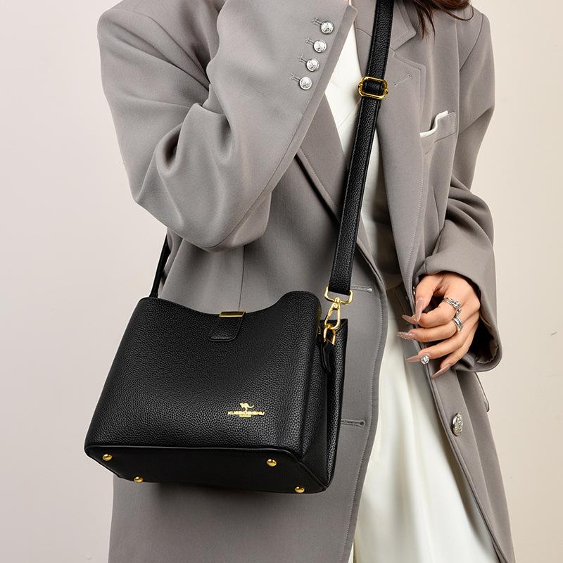 Fashionable Women's Bag, Casual Crossbody Bag, Single-shoulder Bag, Large Capacity, Simple and Versatile Handbag