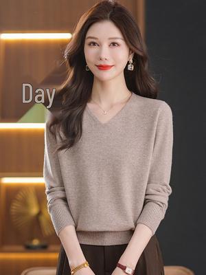 Women's Autumn/Winter Cashmere V-Neck Sweater - 100% Pure Wool Knitted Top for Mother's Wear