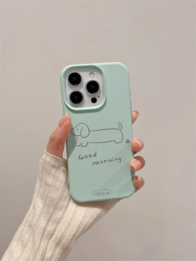 

Leather Pattern Cartoon Crooked Dog Suitable for Apple 16promax Mobile Phone Case IPhone 15 All Inclusive 14 13 Couples Apple 12 Pro Max