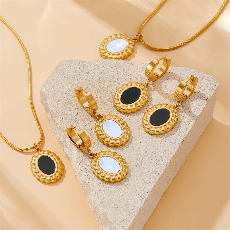 Gold Tone Black Enamel Oval Charm Jewelry Set Necklace Earrings