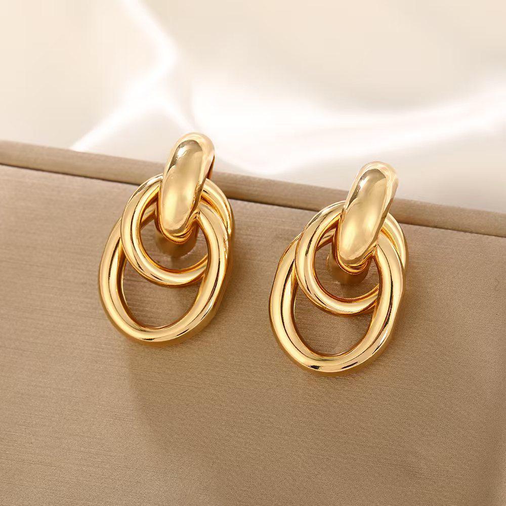 Europäisch-Amerikanische Geometrische Twist Kreis Ohrringe – Stilvoll, Mehrschichtig und Vielseitig
