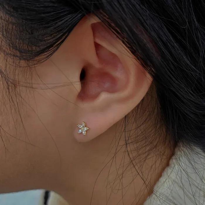 14K Wind Flower Cubic Earrings