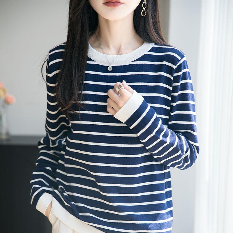 Neuer Herbst- und Winter-Basisschichtpullover mit Streifen und langen Ärmeln, lockeres und figurschmeichelndes Strick-Basisschichtoberteil für Damen