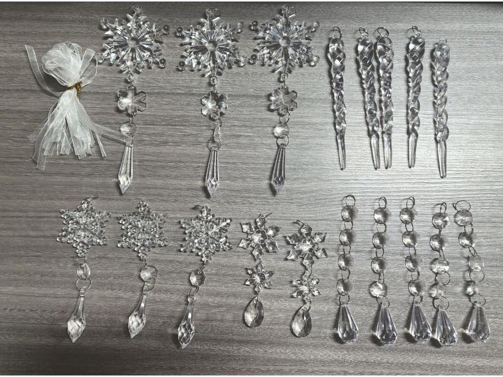 18-Piece Clear Acrylic Icicle and Snowflake Christmas Ornaments Set