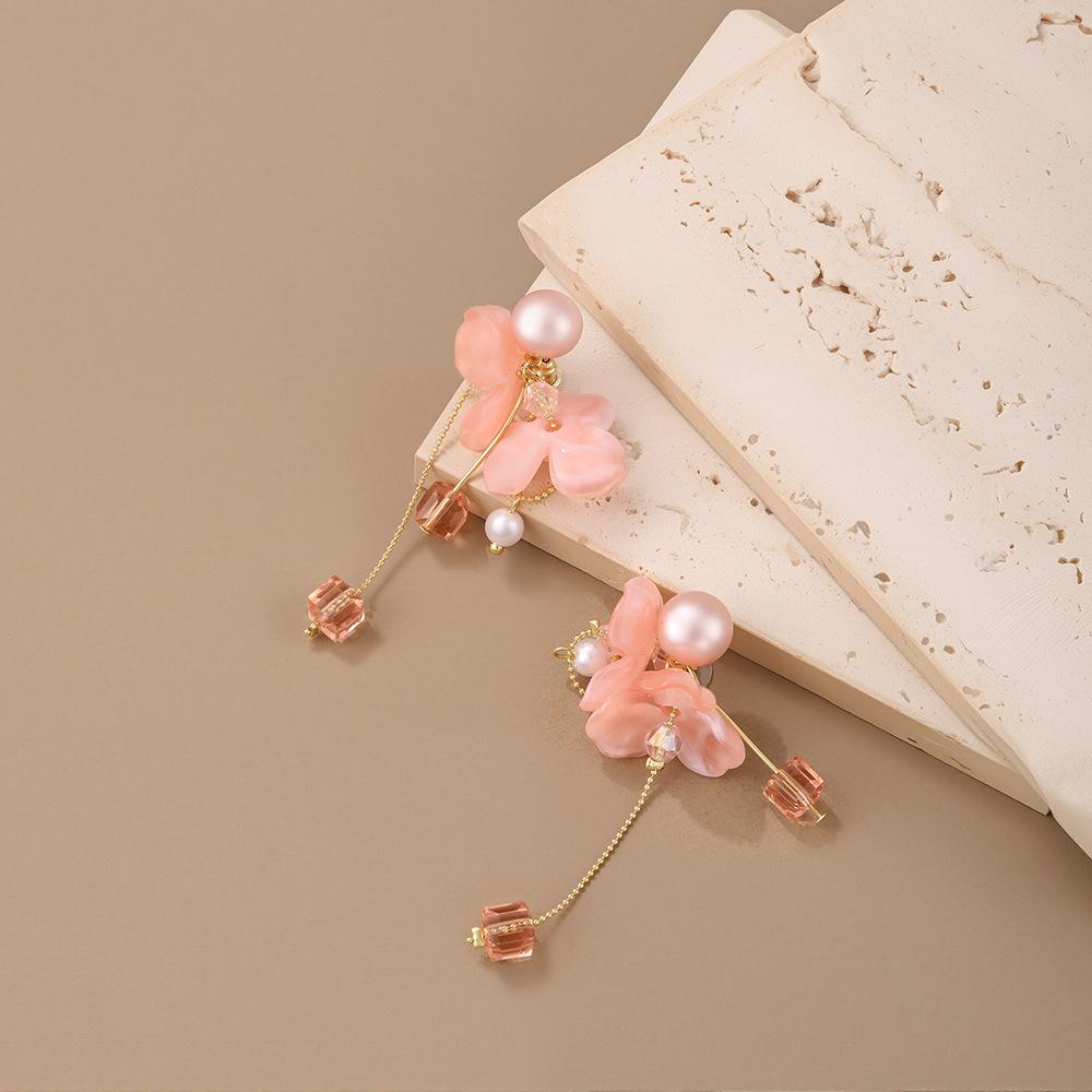 Gentle Pink Pearl Earrings Flower Fringe Fairy Summer Vibe Sugar Pendant Earrings for Women
