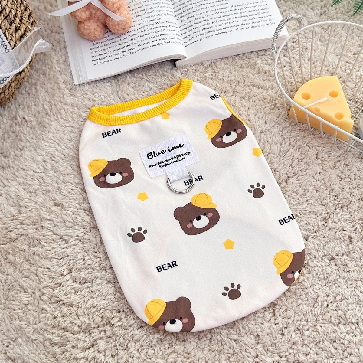 

1 шт. Милый мультяшный жилет для питомца с принтом медведя - Мягкая всесезонная одежда для собак и кошек с креплением для поводка, розовая отделка, белая основа, очаровательные дизайны с медведями жёлтый