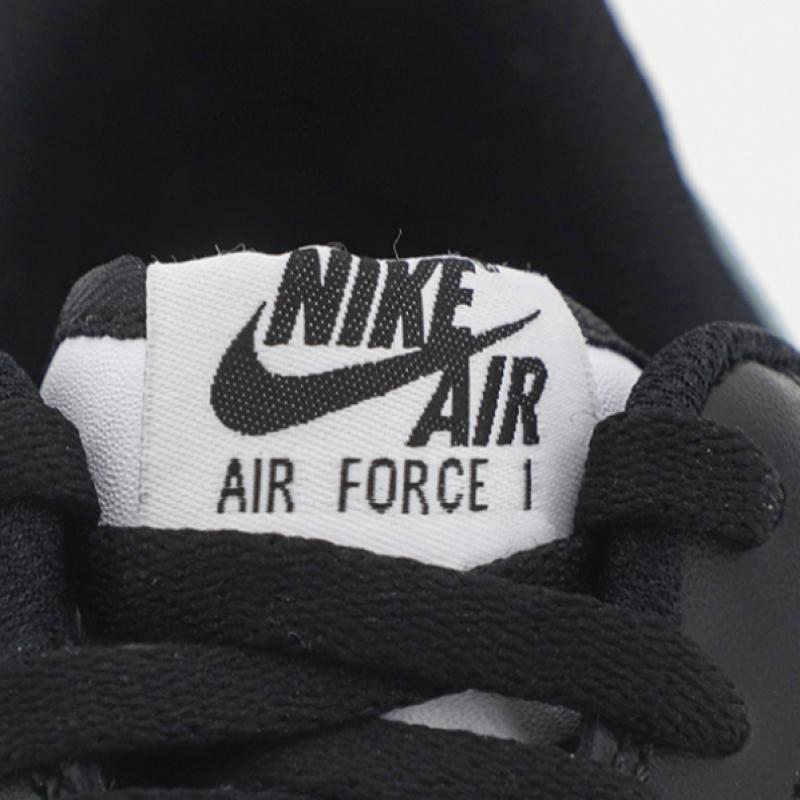 Nike Air Force 1 07