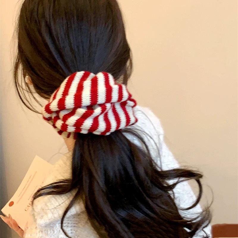 Autumn and winter atmosphere! Warm wool knitted striped large intestine hair tie for women, lazy style, large hair rope hair accessory
