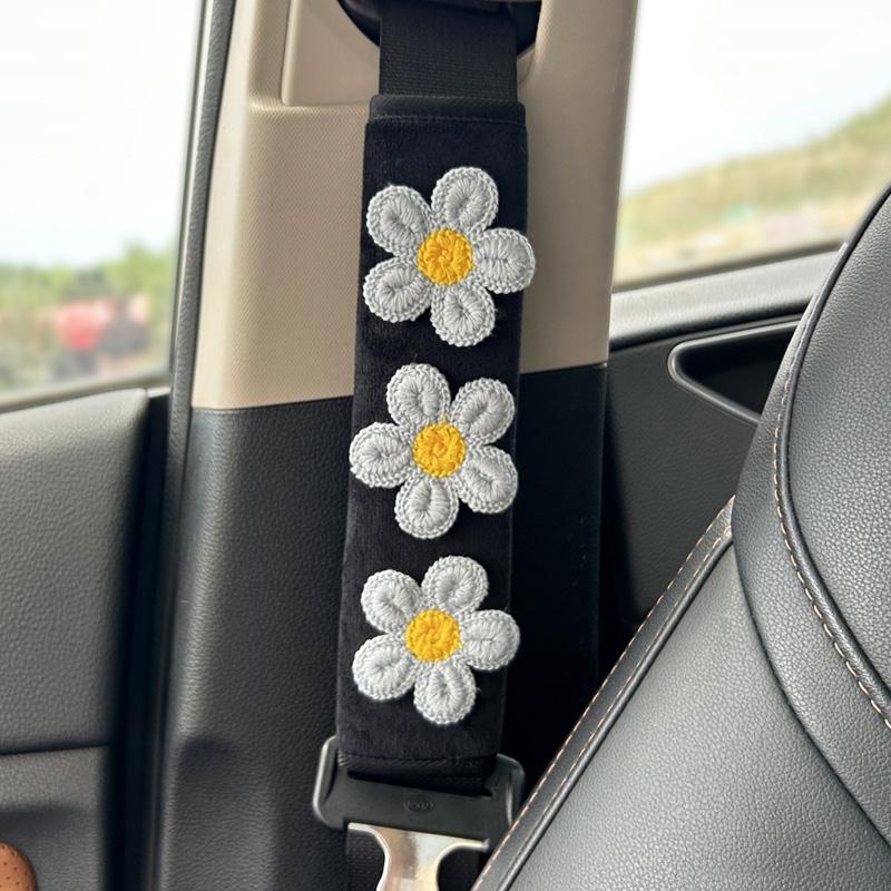 2pc Cute Embroidered Flowers Car Seatbelt Cover Plush Seat Belt Harness Cushion Auto Shoulder Strap Protector Pad for Ladies