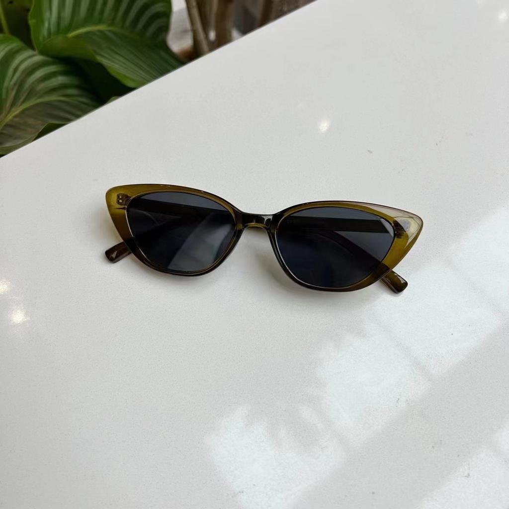 Cat Eye Sunglasses Women Designer UV400 Protection Fashion Sun Glasses for Men Women Travel Hiking Outdoor