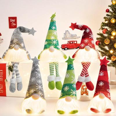 Leuchtendes Gesichtsloses Weihnachts-Puppe-Ornament mit Strickmütze & Rudolph
