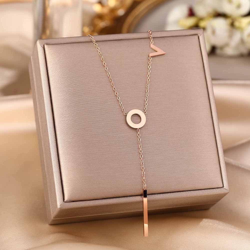 Titanium Steel Necklace For Women Elegant Simple Fashion Zircon Collarbone Chain Light Luxury Niche Jewelry