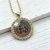 Collier Médaillon Estampé Saint François d'Assise,