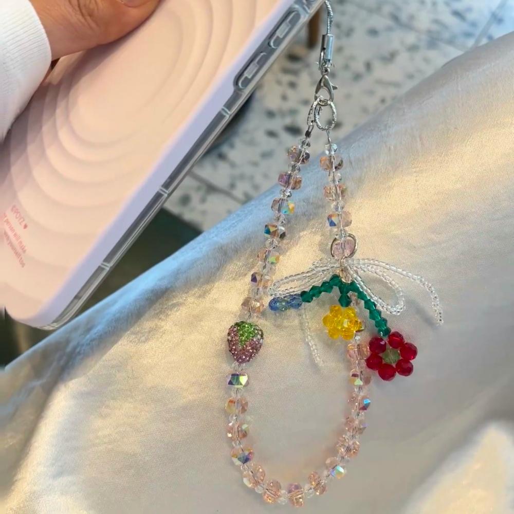 Crystal Flower Chain Luxury Beaded Portable Chain Wrist Short Lanyard Mobile Phone Case Car Keychain Bag Pendant