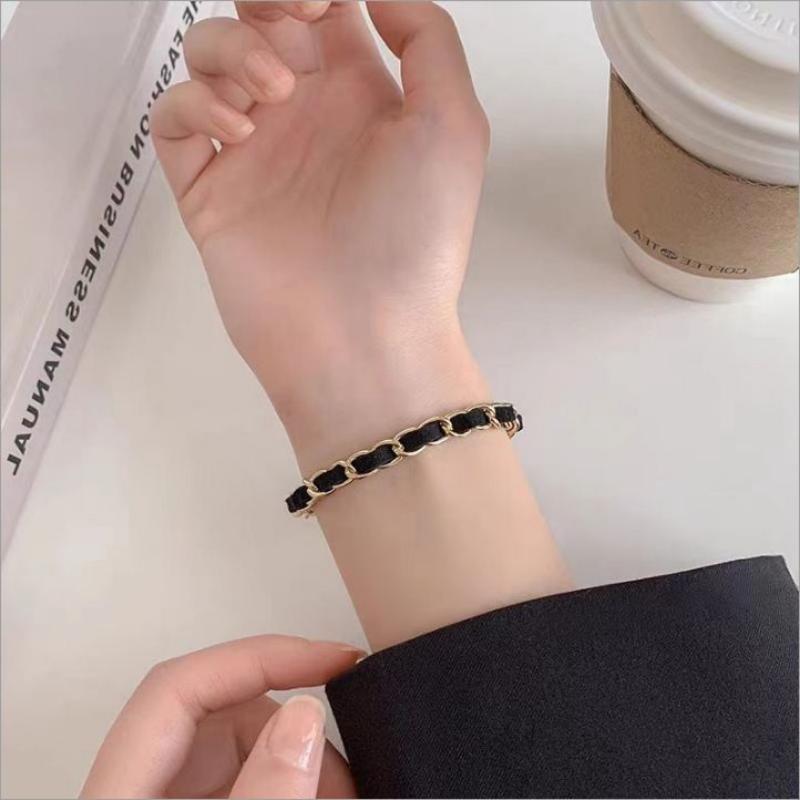 Fashionable and High-end Ins Style Versatile Retro Bracelet 17CM