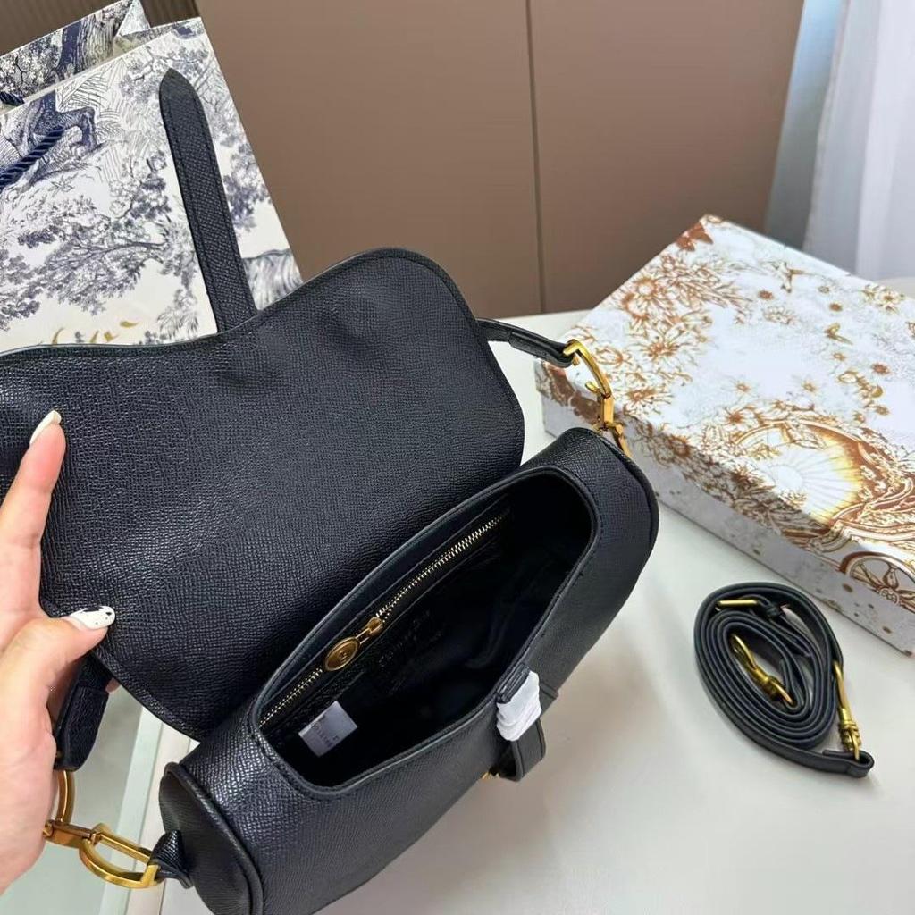 2026 Trendy Women's Fashion Genuine Leather Shoulder & Crossbody Bag