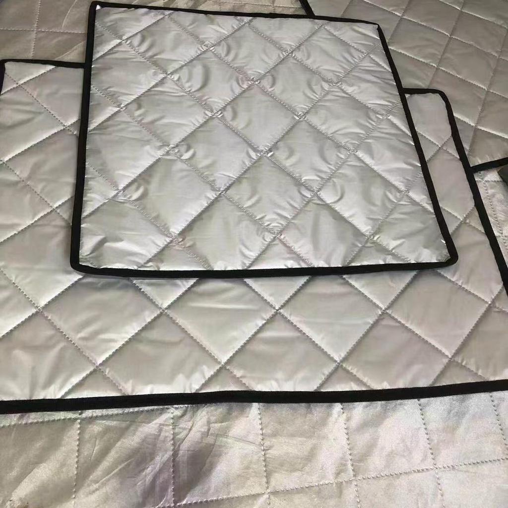 Pet Mat: Scratch-Resistant, Moisture-Proof, Cold Insulating, All-Season, Non-Stick Hair, Waterproof and Urine-Proof Sleeping Mat for Cats & Dogs