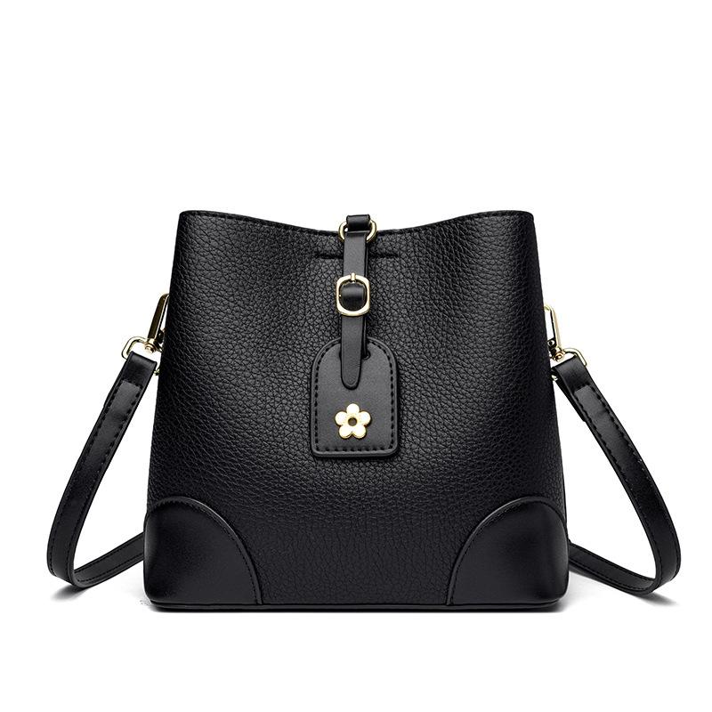 

Texture Handbag, Simple Shoulder Bag, Versatile Handbag, High-end Crossbody Bag, Women s Small Bag чёрный