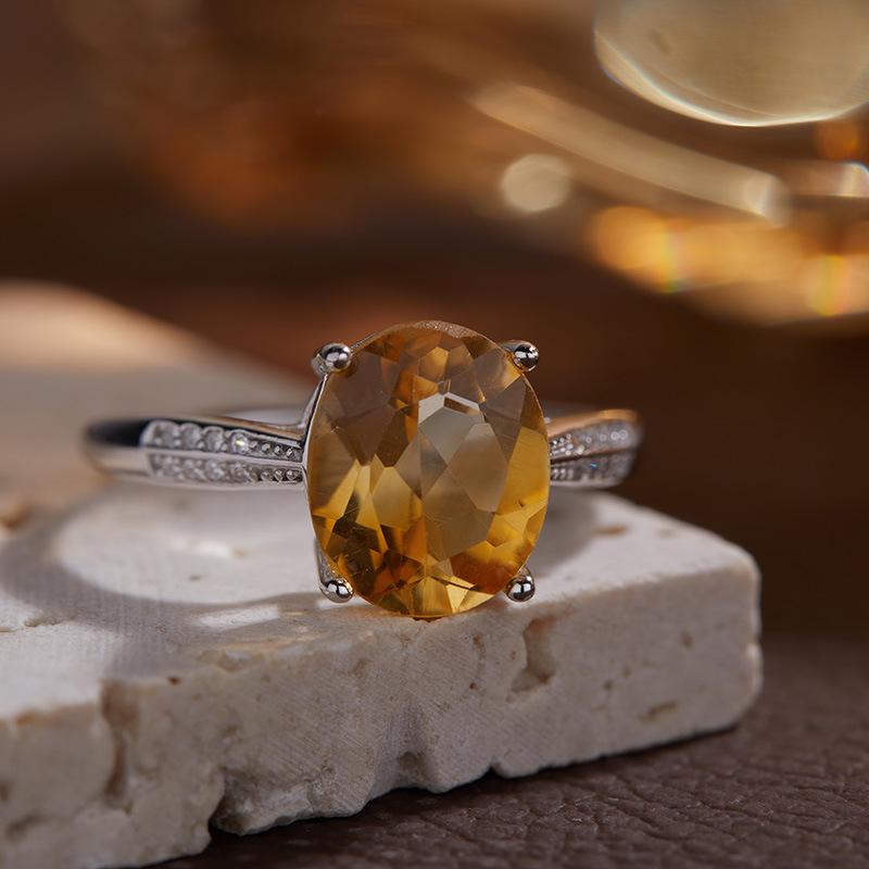 Elegant Fashion Ring: S925 Sterling Silver with Natural Yellow Crystal Gemstone