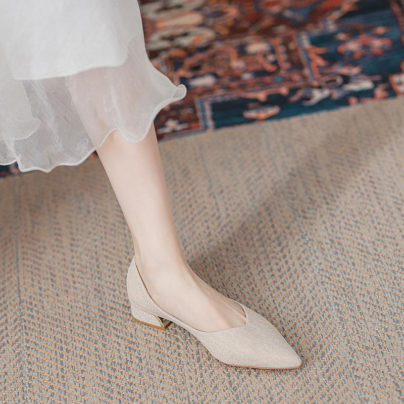 Fashion single shoes, shallow mouth fine heel temperament, professional women's shoes 2025 spring and summer new commuter flat heel women's sing