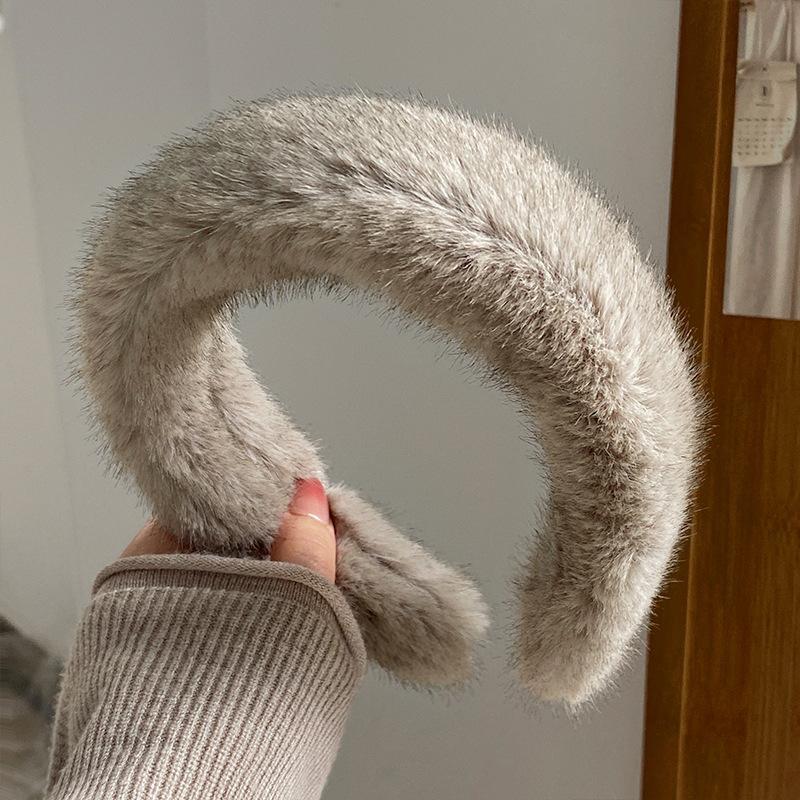 Solid Color Widen Thicken Hair Bands Women Girls Sweet Versatile Soft Fluffy Furry Hair Hoops Winter Hair Accessories Gifts
