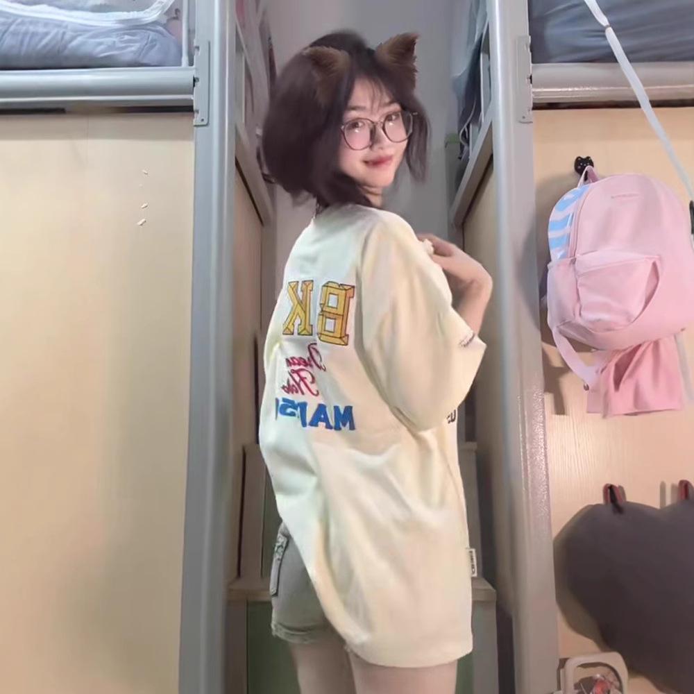 Women's Retro Black & White Cotton Crew Neck Loose T-Shirt - Summer 2025 Collection