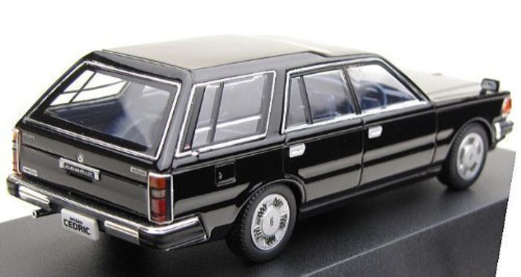 DISM Y30 Cedric Van Late Model Deluxe Black Finished Product 1/43 ['91]