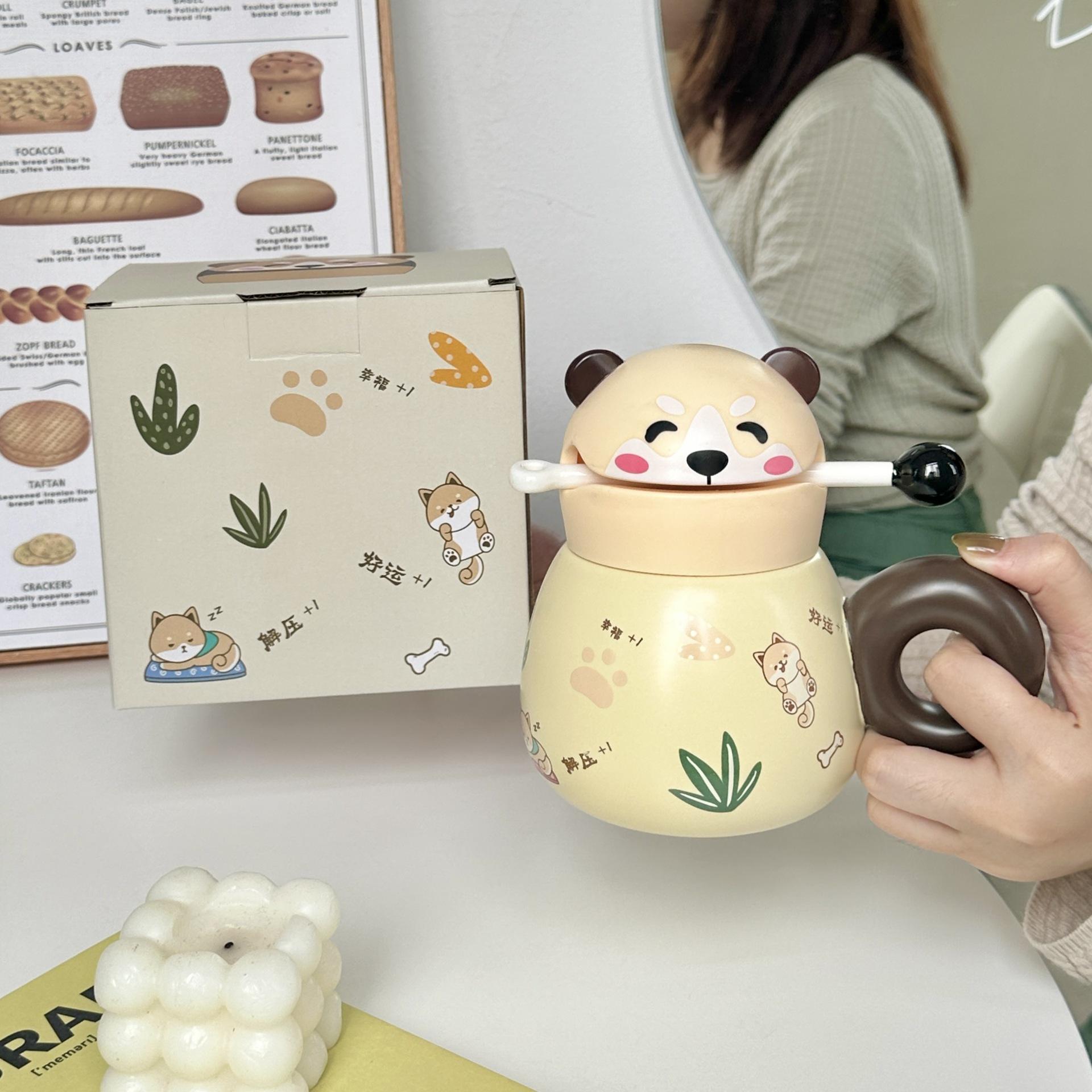 

Креативная керамическая чашка с крышкой Высокая ценность Дом Мультяшная Большая емкость Офисная Парная чашка для воды Сувенирный подарок Кружка 450-500ml