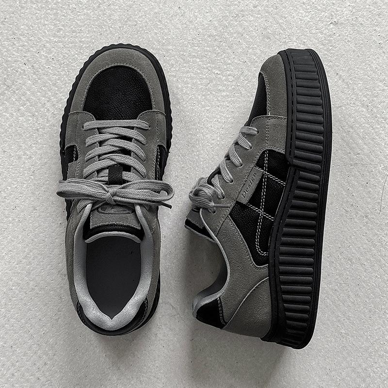 

Туфли на платформе бисквит 2025 зима ретро увеличивающие рост мужские туфли повседневные универсальные нишевый дизайн вставки пара кеды на платформе Female code 36 чёрный