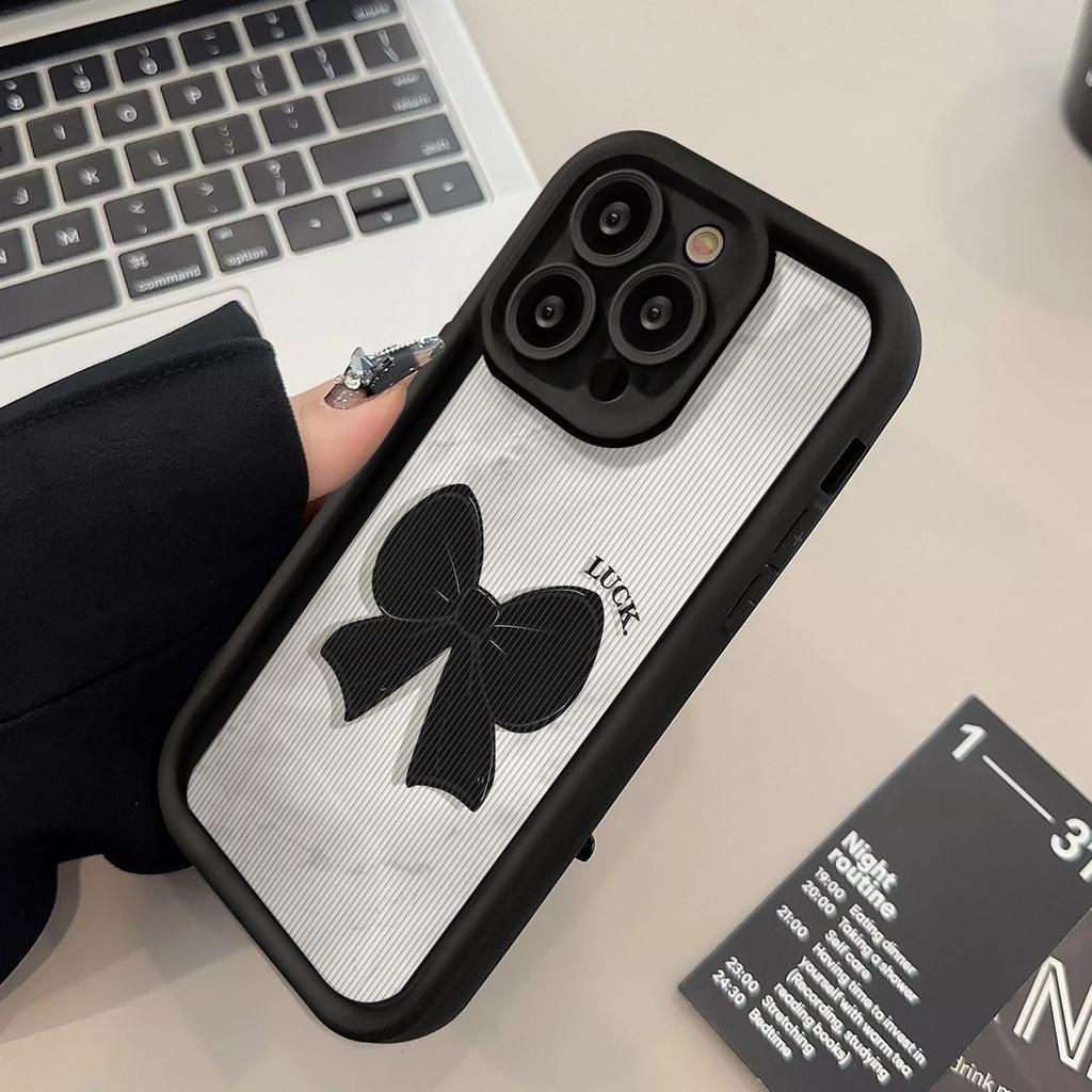Black Bow iPhone17Promax Mobile Phone Case Ladder Is Suitable for Apple 16promax All-inclusive Tianyan 15 Sets.