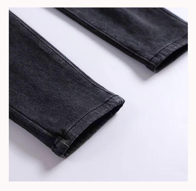 Plus Size Women's Fleece-Lined High Waist Jeans: Slimming, Loose Fit, Wide Hips, Thick Legs, Harem Style.