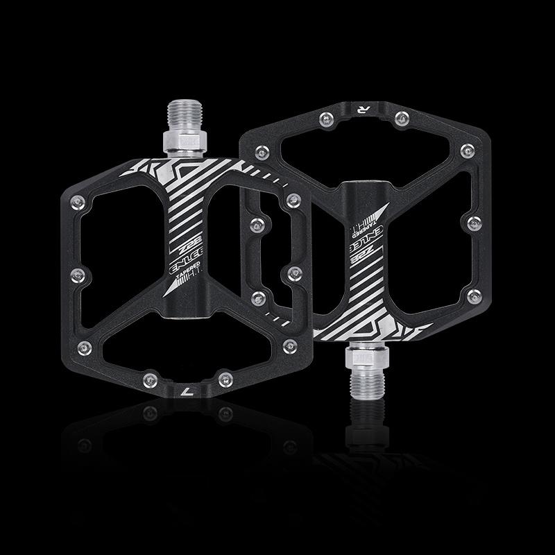 

ENLEE MTB Bicycle Pedal Aluminum Alloy Wide Flat XC DH Bicycle Pedal Ultra Light Bicycle Pedal BMX Parts чорний