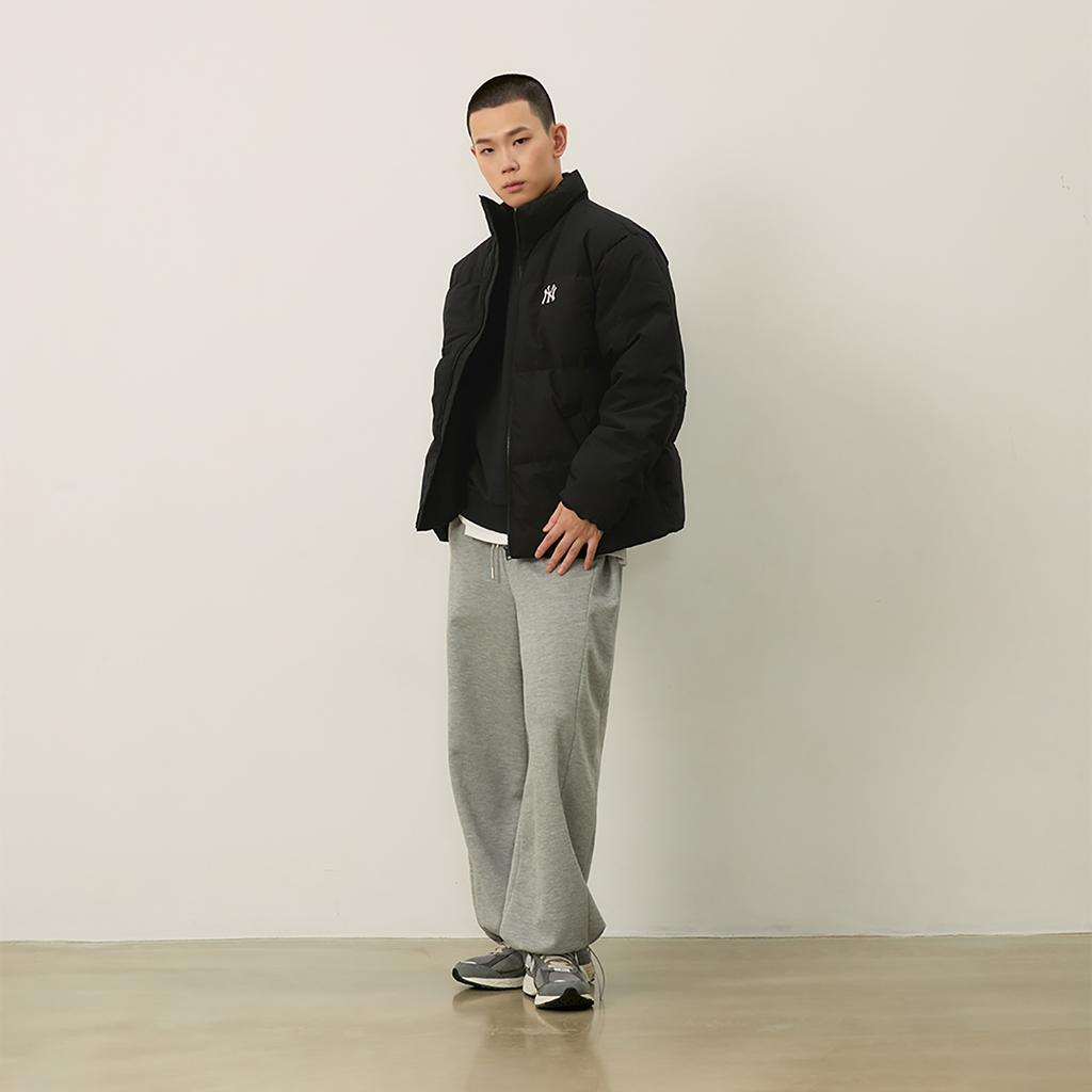 New MLB New York Yankees Basic Collection FW24 Down Jacket Unisex Black 3ADJB1046-50BKS