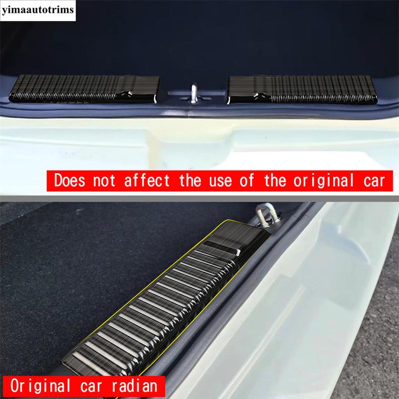 Car Rear Bumper Door Sill Plate Guard Panel Protection Cover Trim Stainless Steel Accessories For Suzuki Swift ZC / ZD 2024 2025