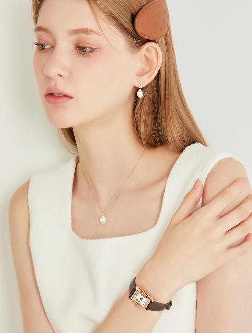 [J.ESTINA] J.ESTINA NUOVO TEMPO Rectangle Leather Watch 1