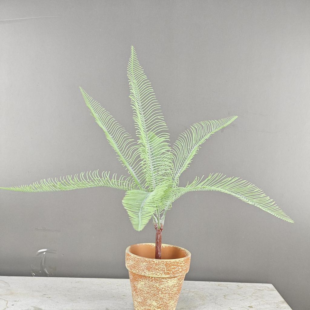 Artificial Fern Bunch: Natural-Looking Small Fern Leaves & Lush Greenery