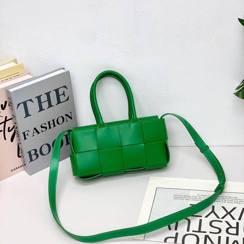 2024 Early spring new leather woven vegetable basket bag women's hand shoulder messenger bag small mini versatile