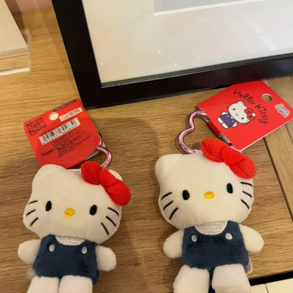 Hello Kitty Herzförmiger Schlüsselanhänger-Charm - Unisex Niedliche Dopamin-Puppe