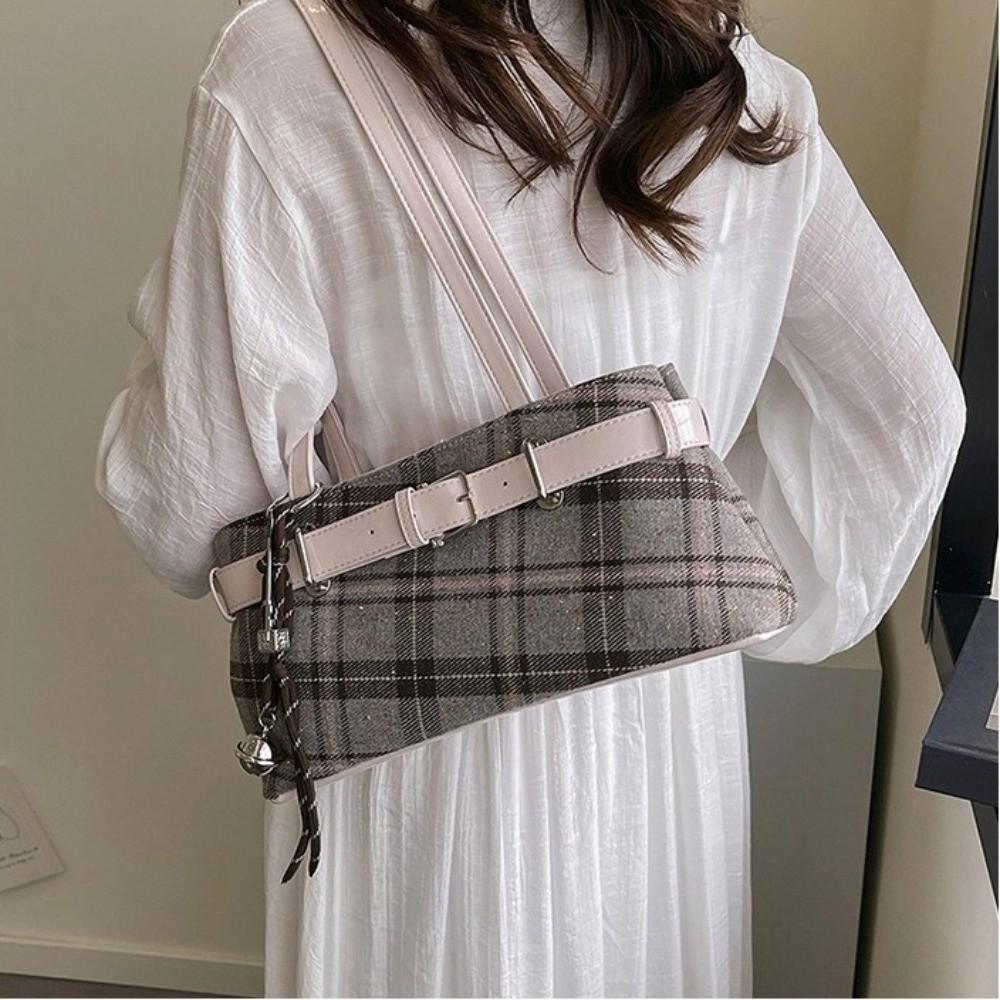 Women's Plaid Bag Summer Boho Shoulder Bag Messenger Adjustable Crossbody Strap Lightweight Portable Tote for Beach Outings